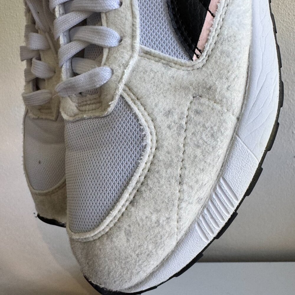 PUMA White & Black Sneakers Women’s Size 8.5 – Classic Casual Shoes - Picture 6 of 13